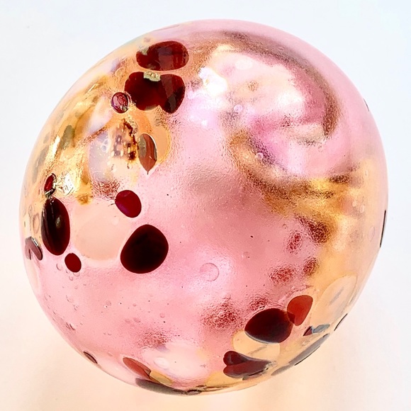 PINK GOLD SPECKLED EGG_HAND BLOWN GLASS ORNAMENT - Picture 4 of 16